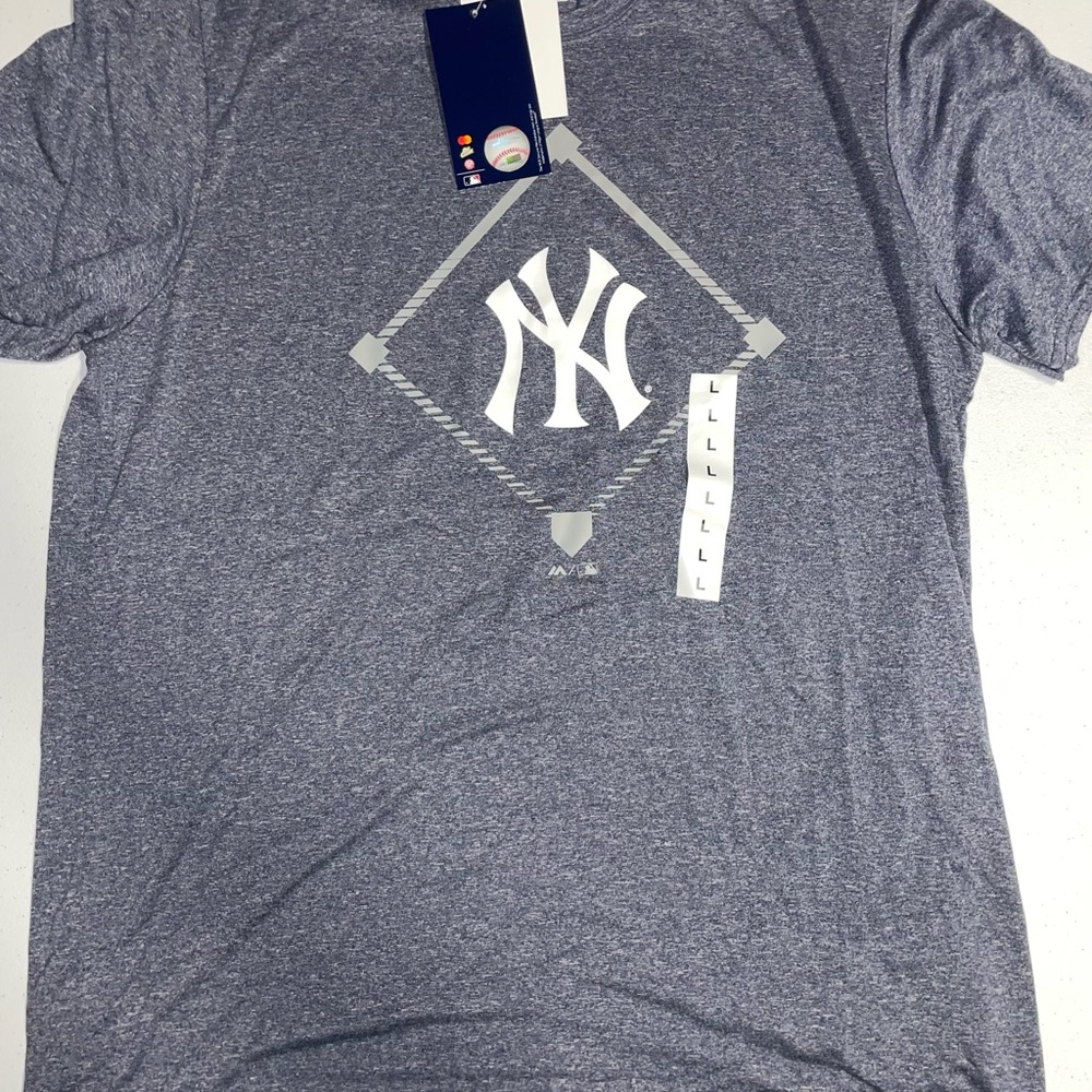 MLB/Baseball: New York Yankees Dri-fit Athletic Base Loaded Blue Shirt (Large)
